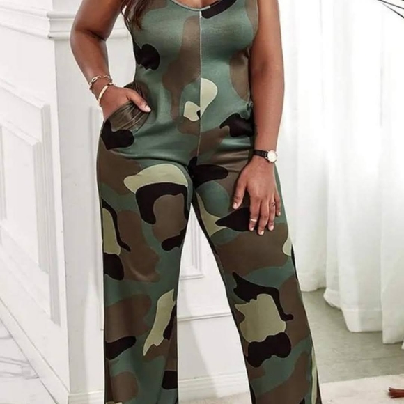 Clothes - Picture 6 of 7